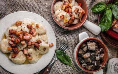 Невероятно вкусно и диетически: куриные клецки на скорую руку (РЕЦЕПТ) - hochu.ua