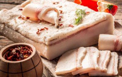 Роскошный вкус в каждом кусочке: что добавить в банку с салом, чтобы продукт был невероятно вкусным (РЕЦЕПТ) - hochu.ua