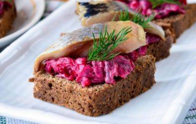Закуска со вкусом "шубы" за считанные минуты: для нее вы будете каждый день покупать сельдь (РЕЦЕПТ) - hochu.ua