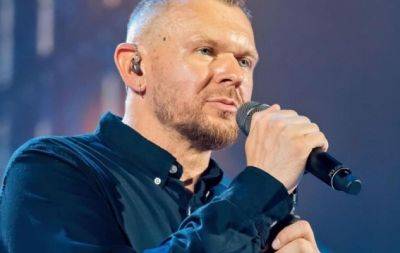 До слез! Лидер группы "Тартак" тронул стихотворением, которое посвятил погибшим в результате теракта на Купянщине (ФОТО) - hochu.ua