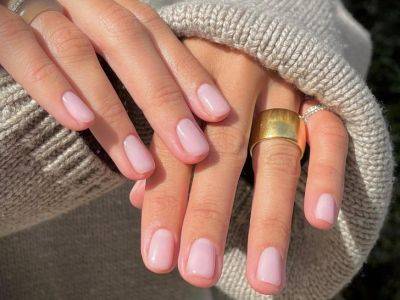 Как скрыть отросший маникюр - all-for-woman.com