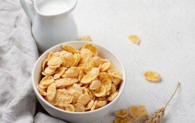 Выпечка, хлопья и другие продукты, из-за которых быстро откладывается жир на животе и появляются "ушки" на талии - hochu.ua