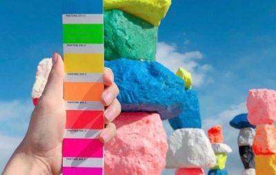 Институт цвета Pantone определил самые модные оттенки одежды 2024 года - hochu.ua - Украина - Нью-Йорк