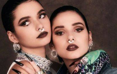 Украинки Bloom Twins представляют стильный и дерзкий сингл Pretty in Pink (ВИДЕО) - hochu.ua - Лондон