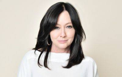 "Я не хочу умирать. Я еще не закончила...": звезда сериала "Зачарованные" призналась, что ее 4 стадия рака прогрессирует - hochu.ua - Сша