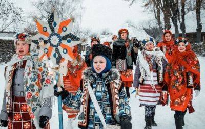 Лучшие колядки для подростков - какие песни поют чаще всего - hochu.ua