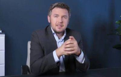 Ведущий шоу "Супермама" сбежал из Украины? В сети рассекретили, где сейчас Дмитрий Карпачев (ВИДЕО) - hochu.ua - Таиланд - Украина - Из