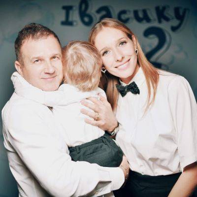 Счастливы вместе: Юрий Горбунов растрогал Сеть романтичным снимком с супругой Катей Осадчей - clutch.net.ua