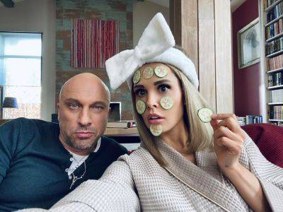 "Нагиев бьется в конвульсиях?": звезда "Кухни" Мария Горбань сверкнула "прелестями" в мокром бикини - clutch.net.ua