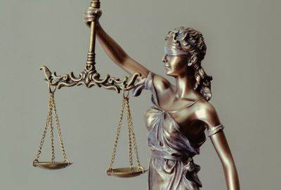Причины нанять профессионального юридического переводчика - cluber.com.ua