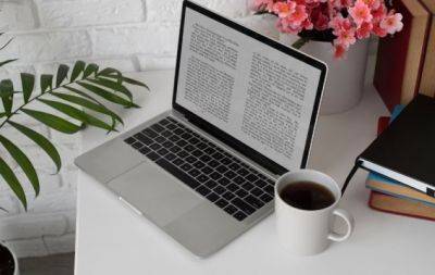 Вряд ли будет долго работать: 5 привычек, которые "уничтожают" ваш ноутбук - hochu.ua