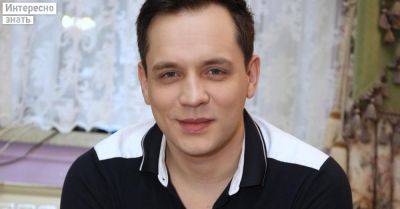 “Когда жену называют моей “мамой”, она начинает рыдать”. Асташенок показал жену, которая старше него на 13 лет - interesnoznat.com