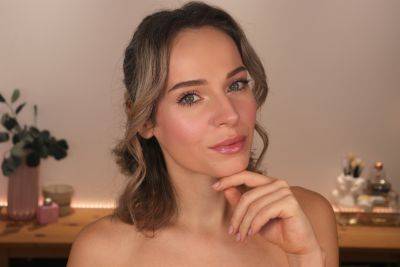 Тренды в макияже, которые мы увидим в 2025 году - all-for-woman.com - Россия