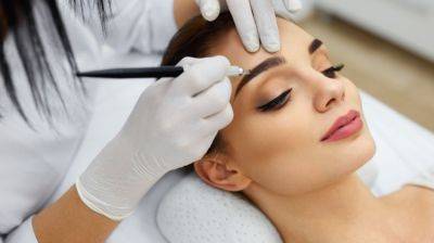 Перманентний макіяж брів: види, переваги та недоліки процедури - beauty.ua