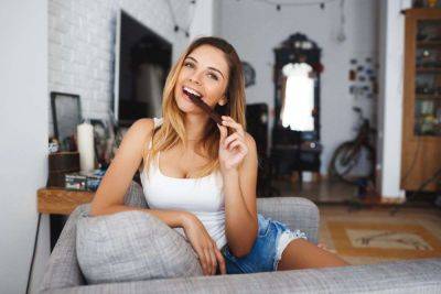 10 полезных продуктов для красивой улыбки - all-for-woman.com